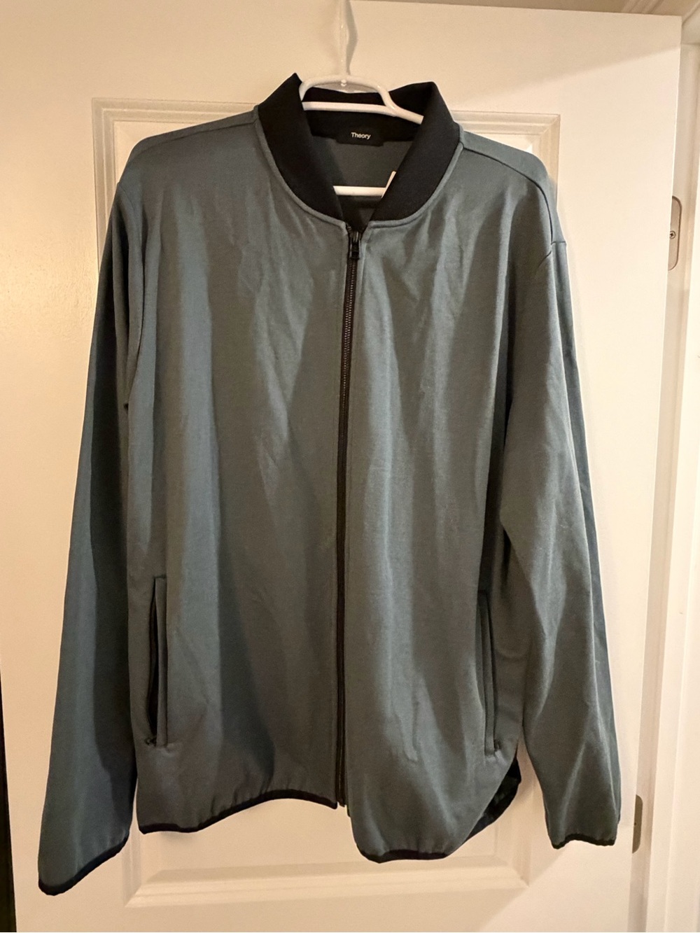 Men’s NWT Theory bomber jacket size XXL
